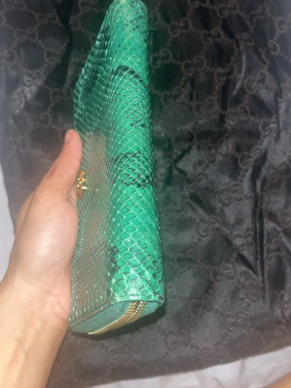 Gucci Emerald Green Python Zip Wallet with Gold Double G - Picture 15 of 16